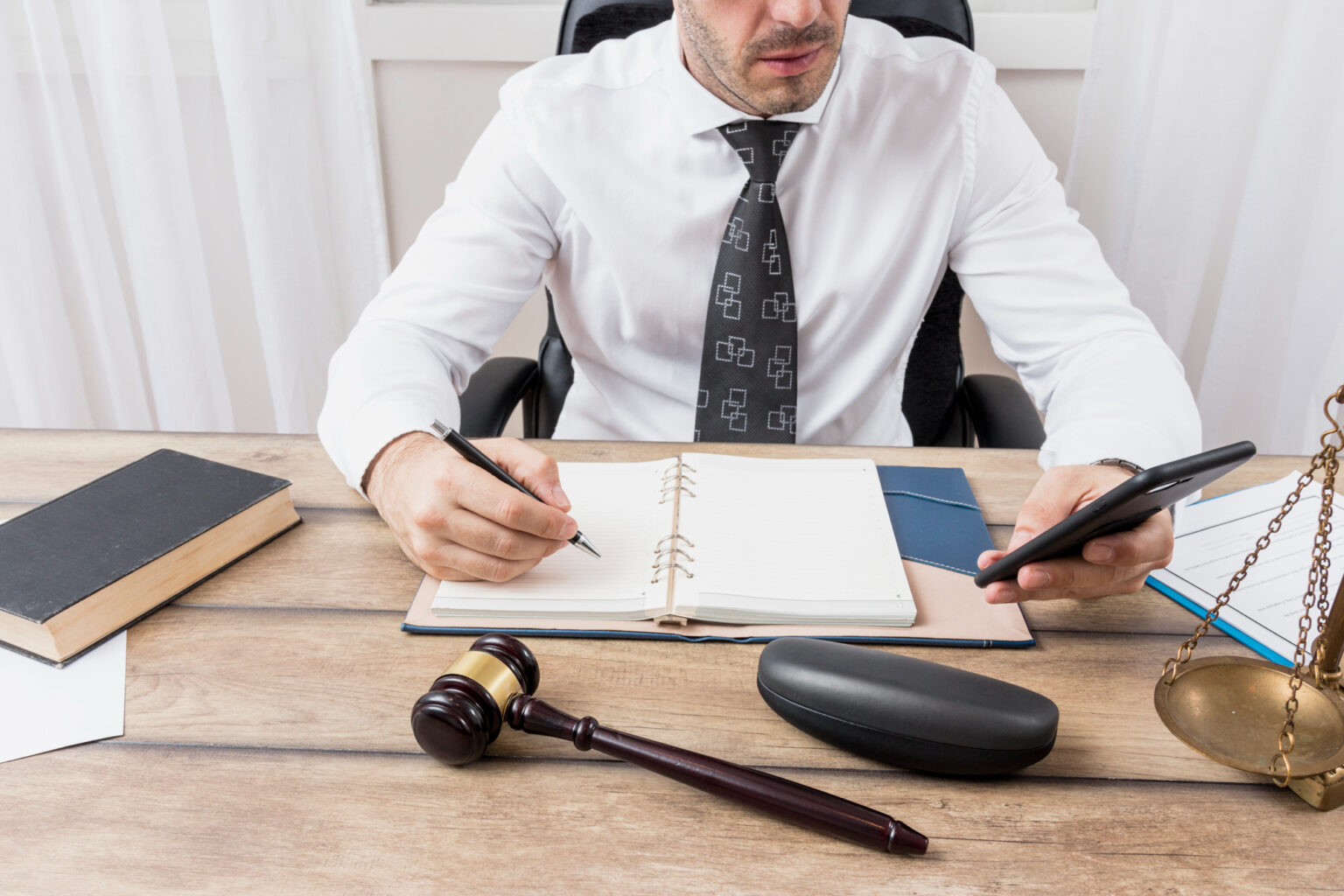 JESUS GALLEGO ROL ABOGADOS: Especialistas en derecho penal y asistencia 24h